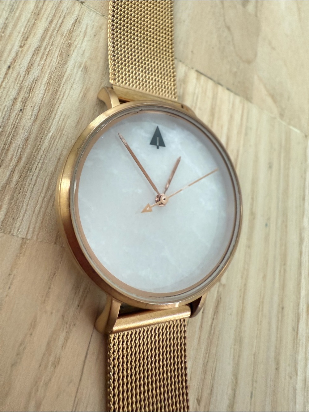 Treehut ladies rose gold tone minimalist watch NEW BATTERY